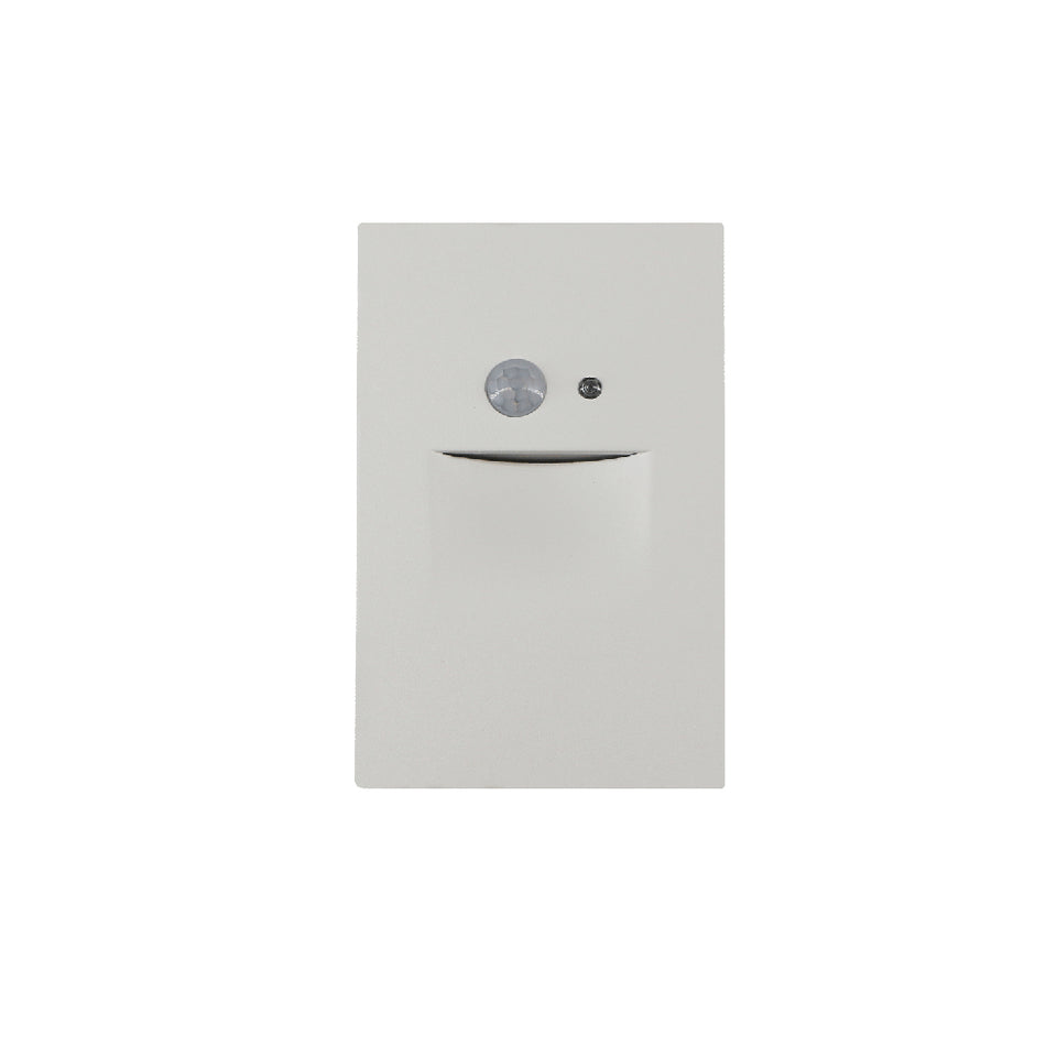 Product Marketing Image of SKU LSD04-3K-WH - Step Light Vertical with Motion Sensor & Photocell 120V 2.5W 3000K 80 lm Wet CRI 90+ | LSD04-3K Displayed for Advertising